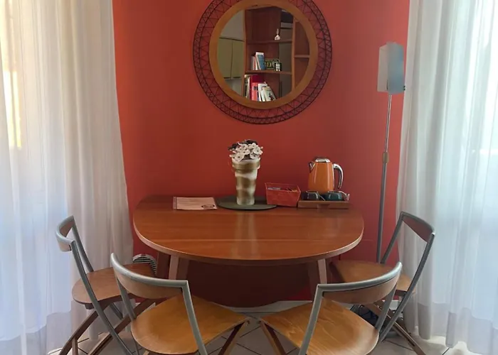 Goodluck Apartment *