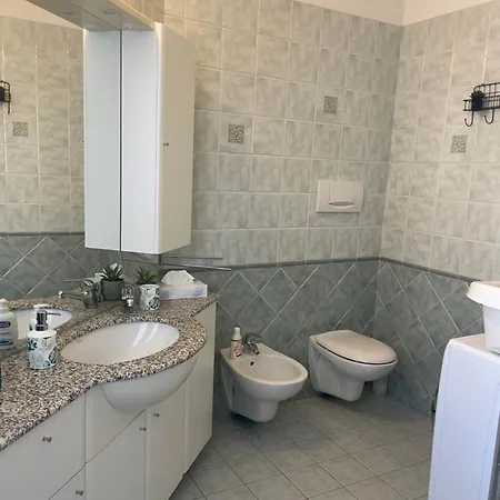 Goodluck * בולוניה