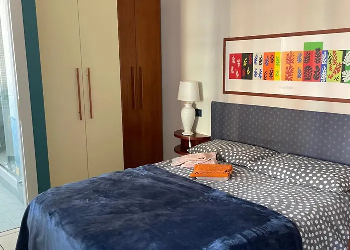 Goodluck Apartment *